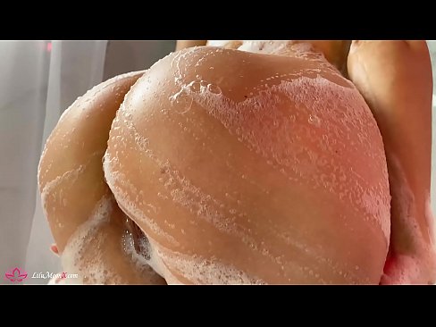 ❤️ Bà thủ dâm âm hộ với máy rung đến cực khoái mãnh liệt trong vòi hoa sen ️  Sex  ở% vi.truedating.top%